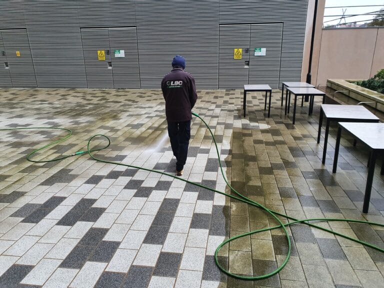 commercial pressure washing company UK