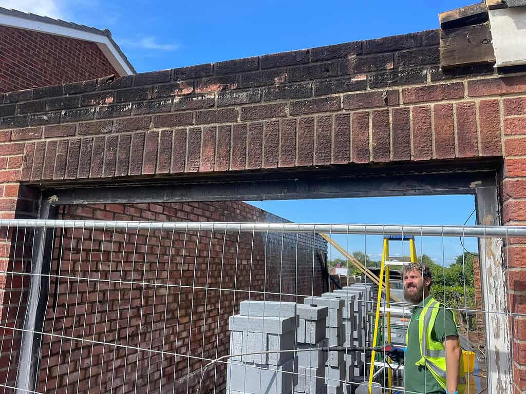 Removing fire damage smoke from bricks